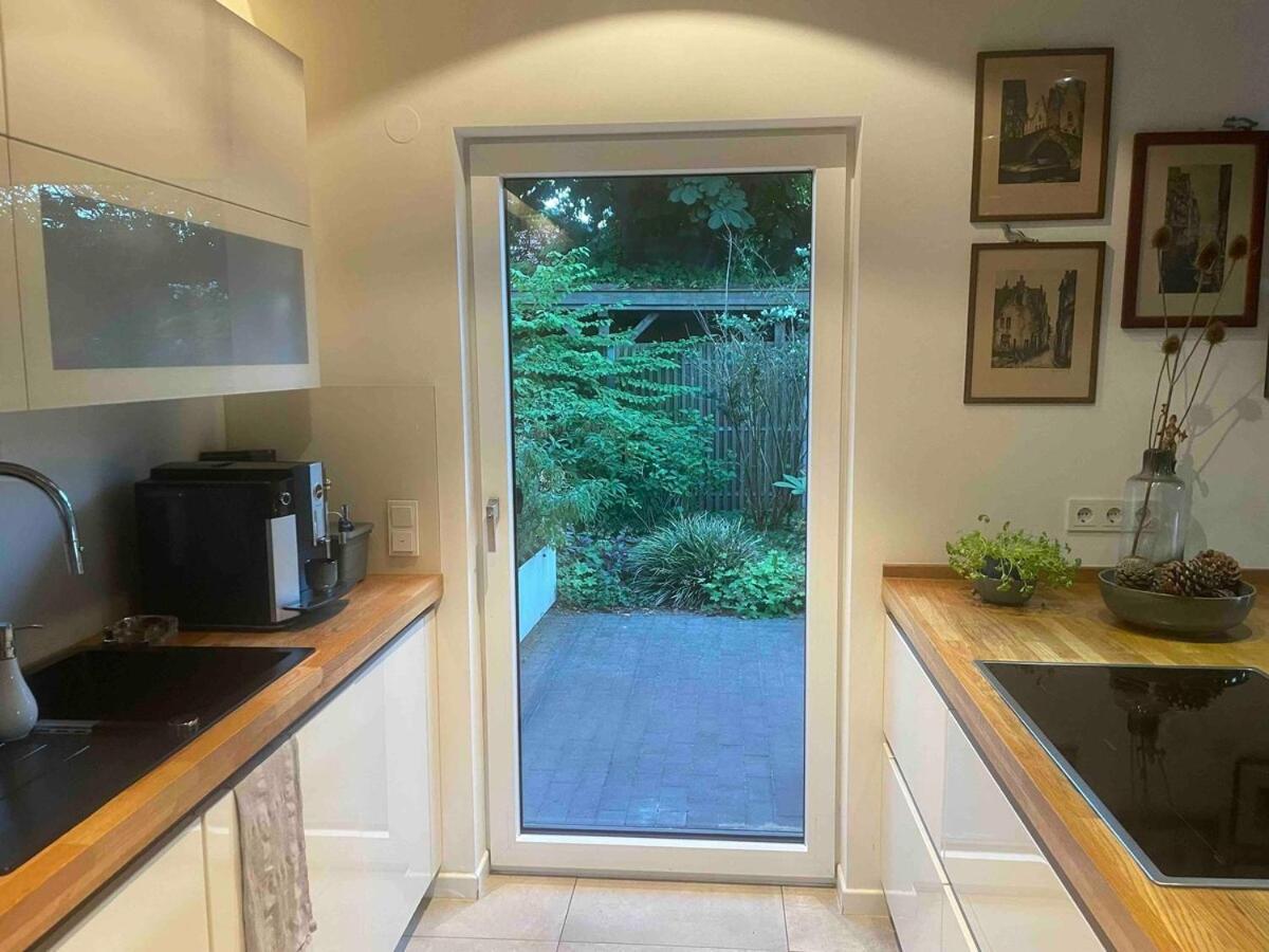 Modernes Holzhaus Im Skandinavischen Stil Mit Sauna, Garten Und 2 Katzen ノルダーシュテット エクステリア 写真